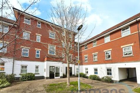 Bell Chase, Aldershot, Hampshire 1 bed apartment for sale