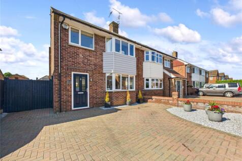 De Vere Road, Colchester, Essex, CO3 3 bed semi