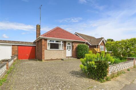 Burns Avenue, Colchester, Essex, CO3 2 bed bungalow for sale