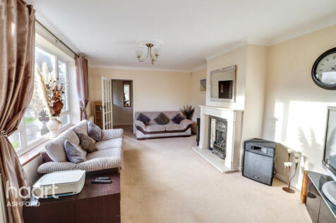5 bedroom bungalow for sale