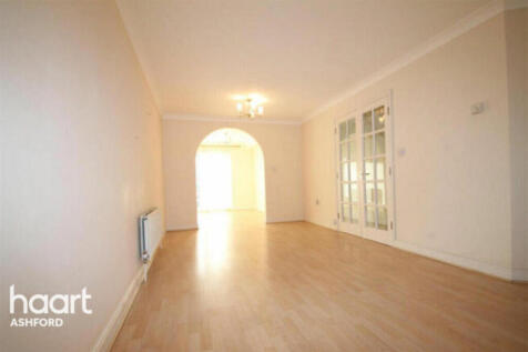 Fairview Drive, Ashford 3 bed terraced house for sale