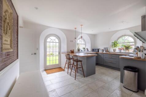 Chapel Lane, South Barrow, Yeovil... 2 bed semi