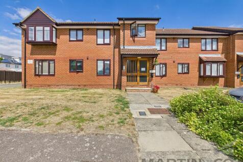 Broadlake Close, London Colney, St... 1 bed ground floor flat for sale