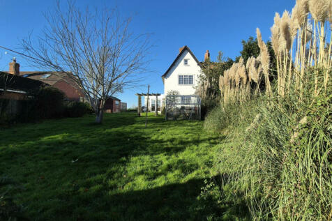 Station Road, Bishops Itchington, CV47 3 bed semi