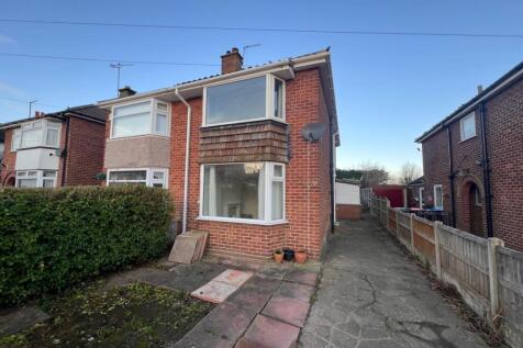 2 bedroom semi-detached house for sale