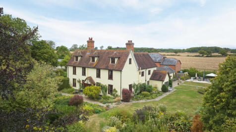 Lambfair Green, Newmarket CB8 6 bed detached house for sale