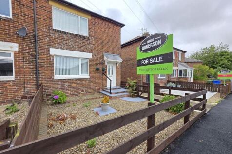 2 bedroom semi-detached house for sale