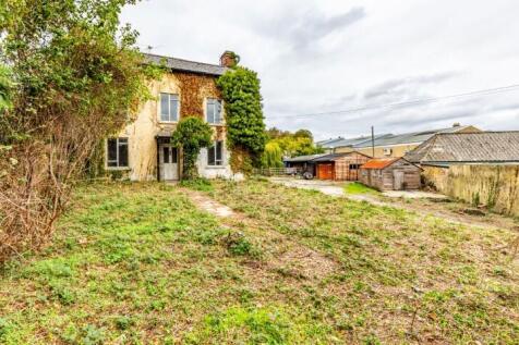 5 bedroom house for sale