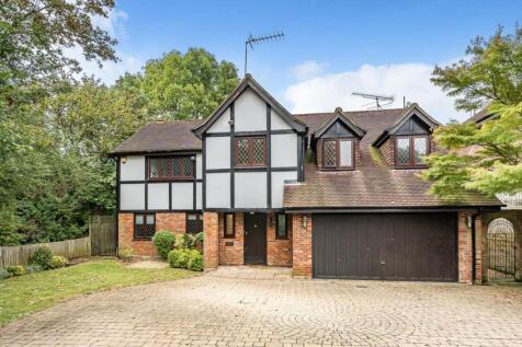 6 bedroom detached house for sale