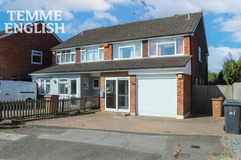 4 bedroom semi-detached house for sale