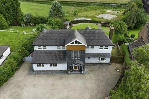 5 bedroom detached house for sale