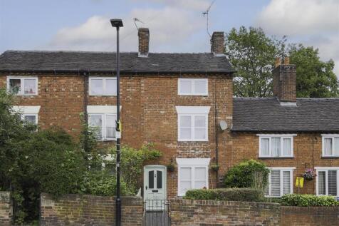 Chapel Street, Cheadle 2 bed terraced house for sale