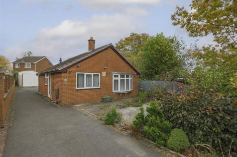 Lockwood Road, Kingsley Holt 2 bed detached bungalow for sale