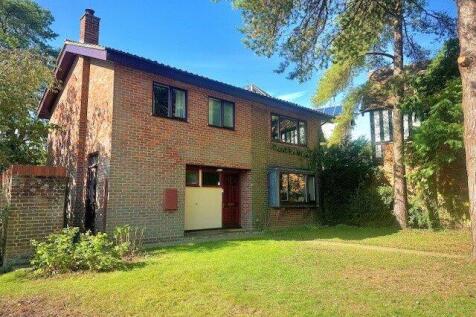 Firs Close, Aylesbury HP22 4 bed detached house for sale