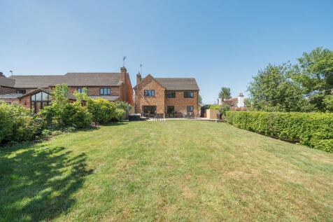 Marks Orchard, Buckingham MK18 5 bed detached house for sale