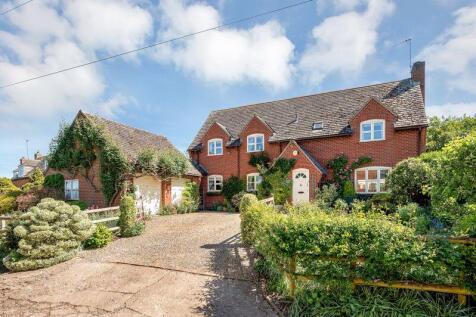 Main Street, Stonton Wyville 4 bed detached house for sale