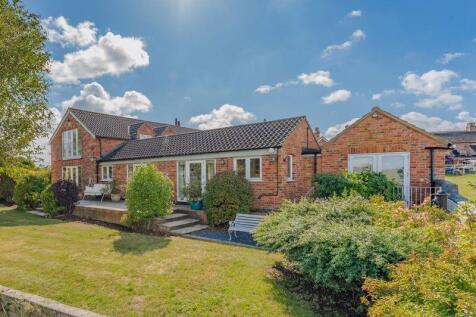 The Leighs, Theddingworth 4 bed barn conversion for sale