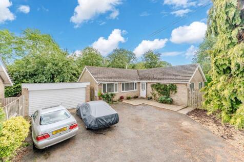 Kelmarsh Road, Market Harborough 3 bed property for sale