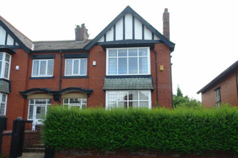 29 Kensington Road, Oldham, OL8 4BZ 4 bed semi