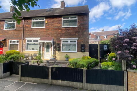 2 bedroom semi-detached house for sale