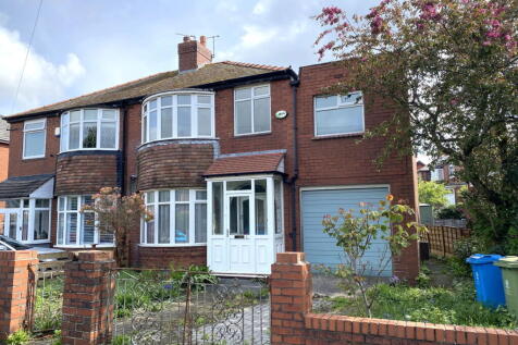 6 Edward Road, Shaw, Oldham, OL2 7EY 3 bed semi