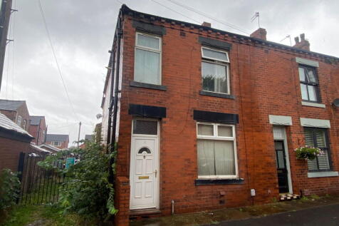 1 Fern Street, Chadderton OL9 0LA 3 bed end of terrace house for sale