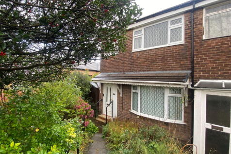 30 Whiteley Street, Chadderton OL9 7HY 2 bed semi