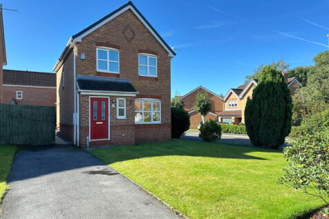 21 Cavendish Way, Royton, Oldham, OL2... 3 bed detached house for sale