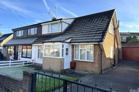 2 bedroom semi-detached house for sale
