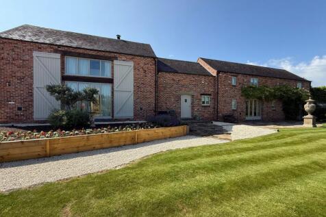 4 bedroom barn conversion for sale