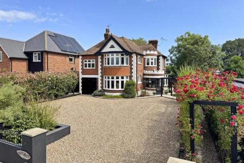 Rectory Gardens, Whitstable 4 bed detached house for sale