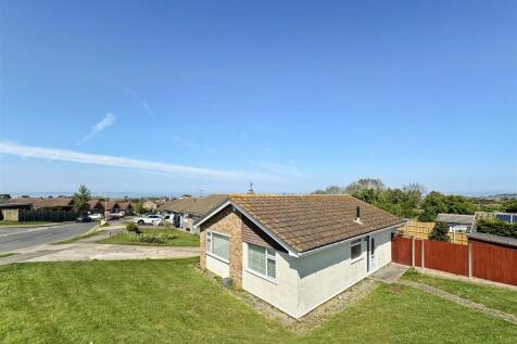 Shearwater Avenue, Whitstable 2 bed detached bungalow for sale