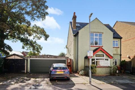 Park Road, Herne Bay 4 bed detached house for sale