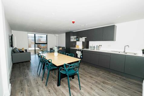 1 bedroom house share for sale
