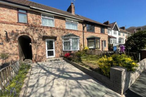3 bedroom terraced house for sale
