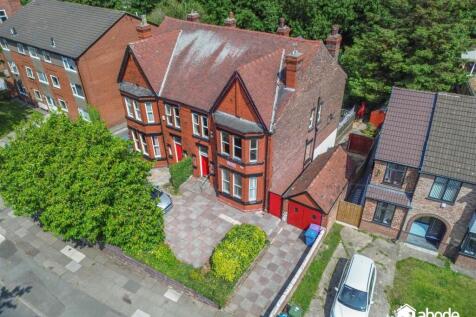 5 bedroom semi-detached house for sale