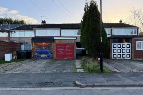 Branstree Drive, Holbrooks, Coventry 3 bed terraced house for sale