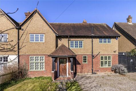 4 bedroom semi-detached house for sale