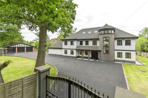 8 bedroom detached house for sale