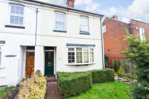 2 bedroom semi-detached house for sale
