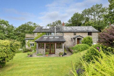 4 bedroom country house for sale
