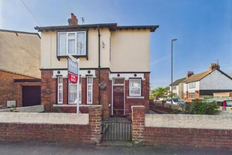 Midway Avenue, Bridlington 3 bed detached house for sale