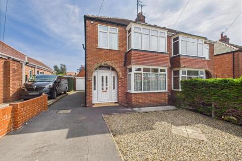 Nightingale Road, Bridlington 3 bed semi