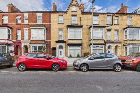 Windsor Crescent, Bridlington 9 bed terraced house for sale