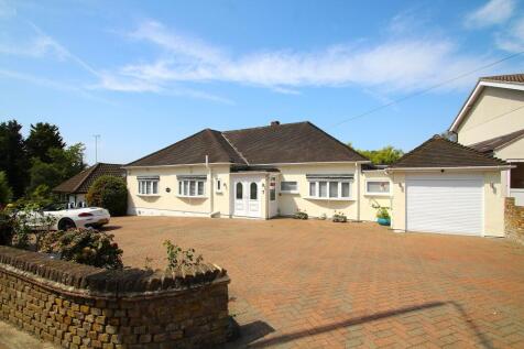 Tredinnock, Orange Tree Hill... 3 bed bungalow for sale