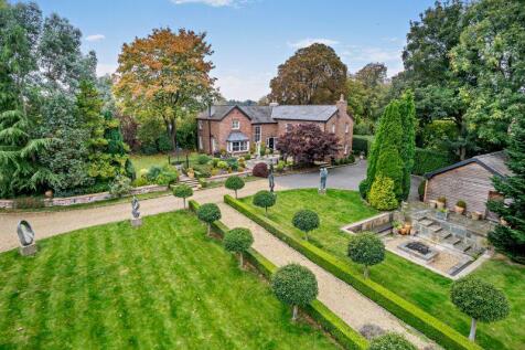 Tiverton Heath, Tarporley 4 bed detached house for sale