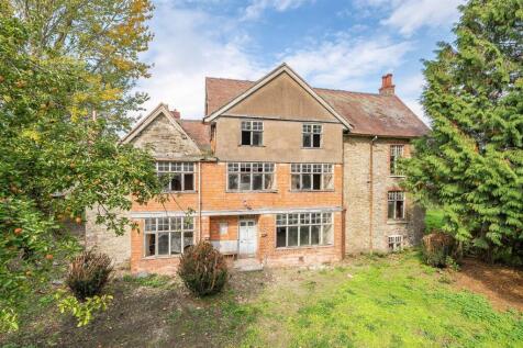 Bishops Castle 5 bed country house for sale