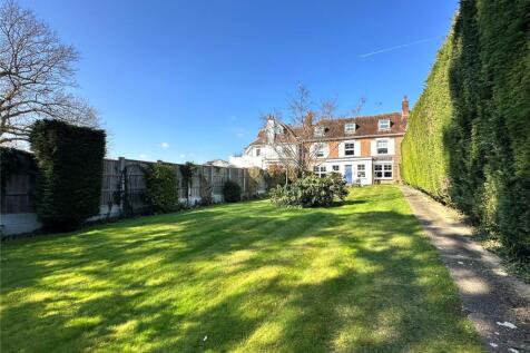 6 bedroom terraced house for sale