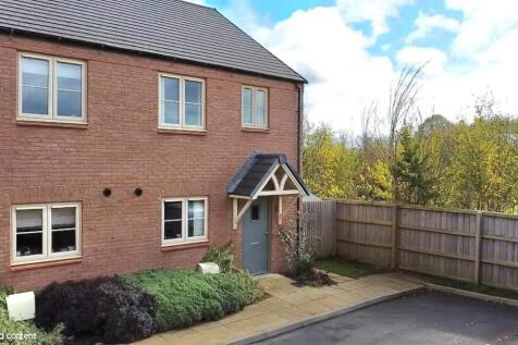 Holdenby Lane, Earls Barton... 2 bed semi