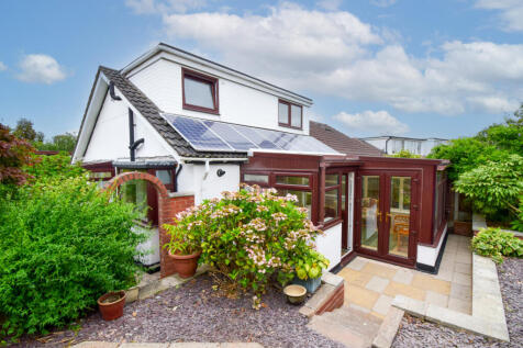 4 bedroom bungalow for sale